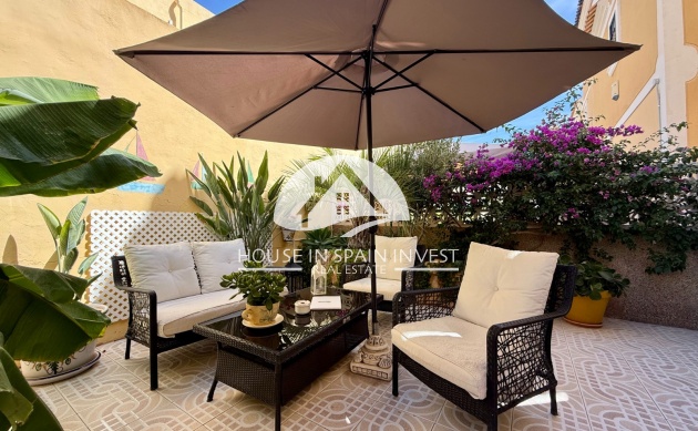 Herverkoop - Villa - Orihuela Costa - Villamartín