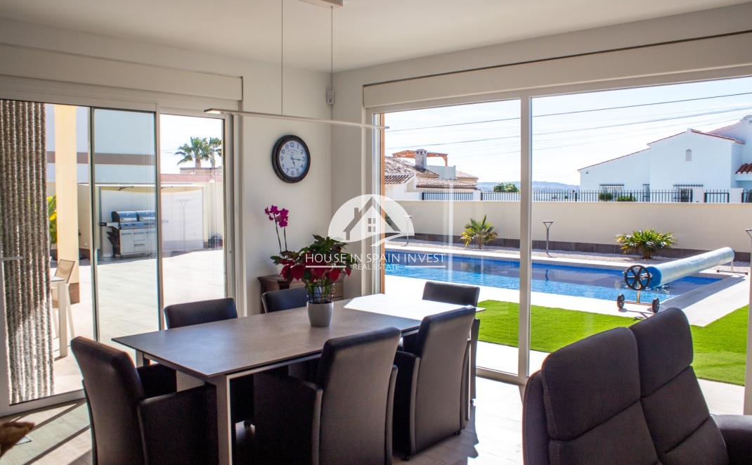 Resale - Villa - Torrevieja - La Siesta - El Chaparral - San Luis