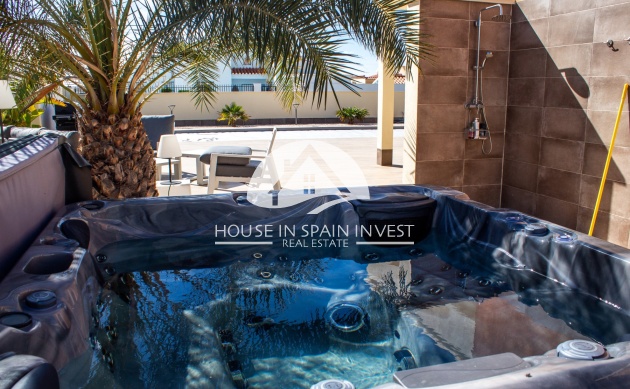 Resale - Villa - Torrevieja - La Siesta - El Chaparral - San Luis