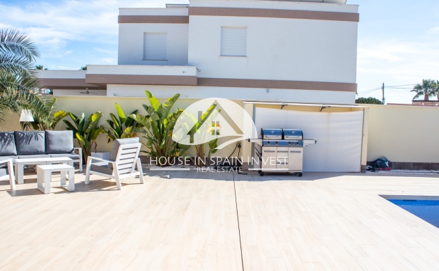 Resale - Villa - Torrevieja - La Siesta - El Chaparral - San Luis