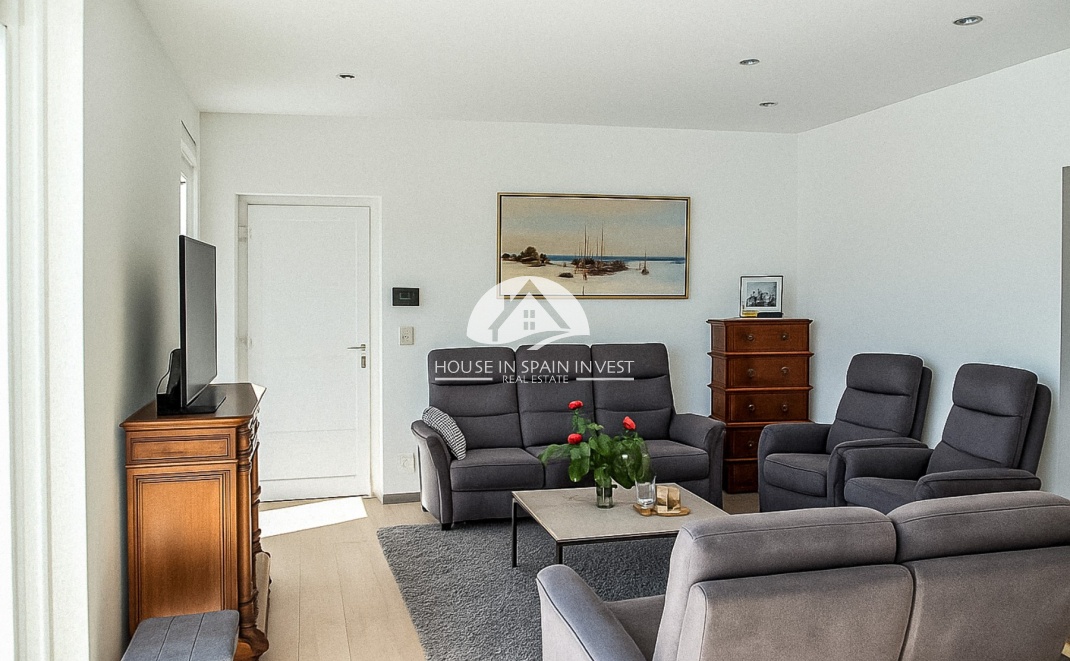 Resale - Villa - Torrevieja - La Siesta - El Chaparral - San Luis