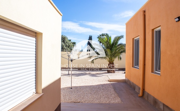 Resale - Villa - Torrevieja - La Siesta - El Chaparral - San Luis