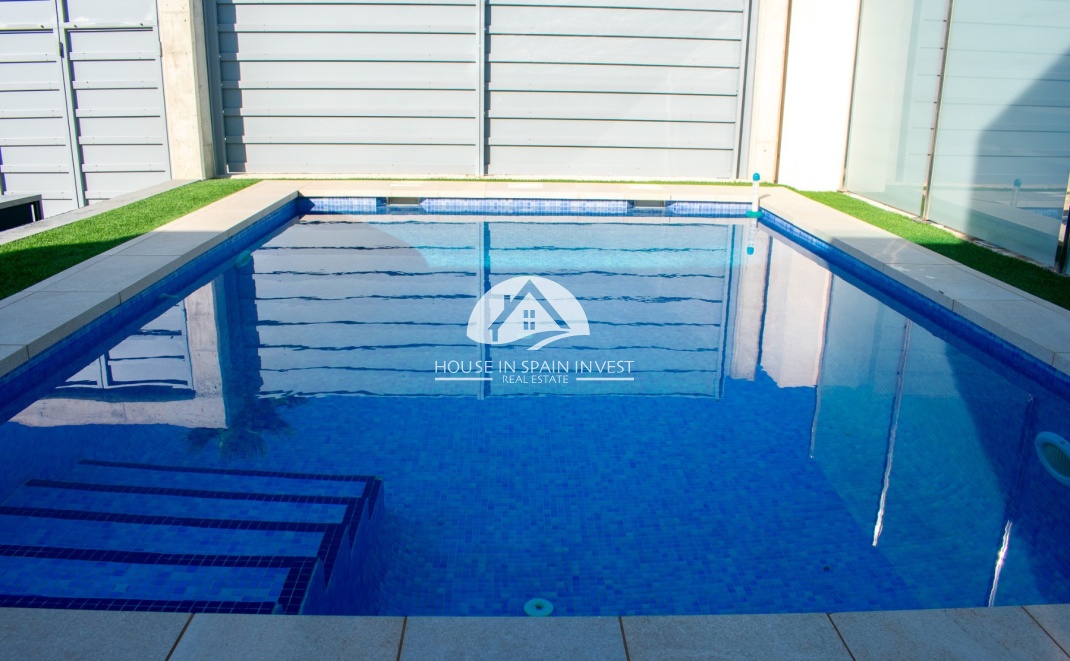 Herverkoop - Villa - Vistabella Golf - Vistabella