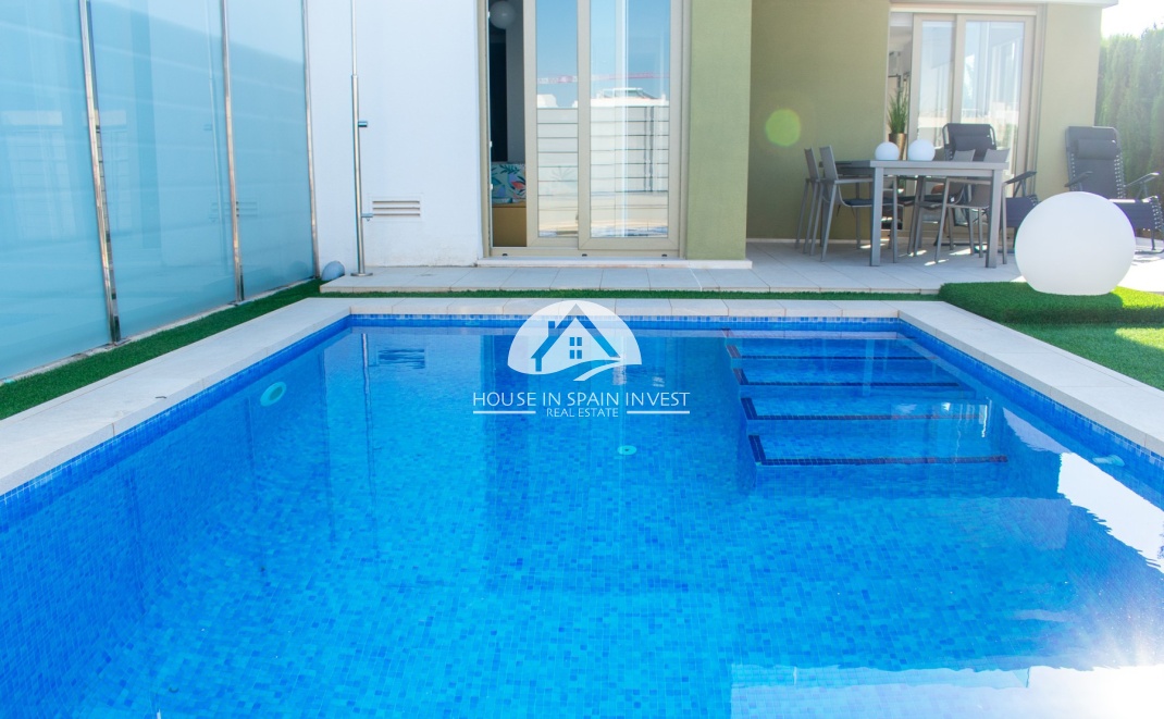 Herverkoop - Villa - Vistabella Golf - Vistabella