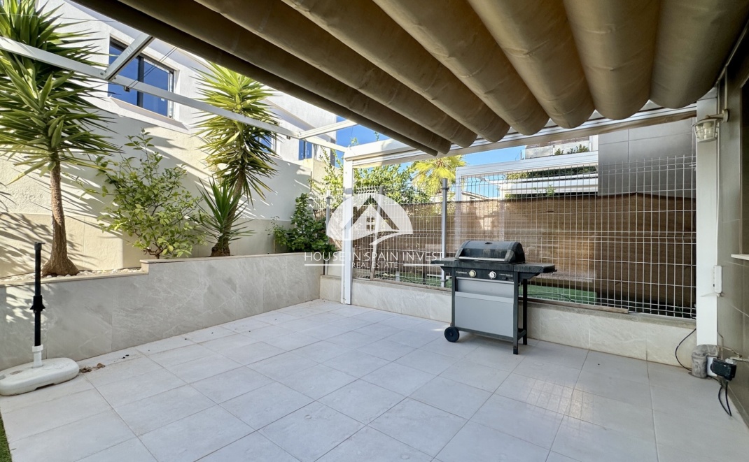 Herverkoop - Villa - Orihuela Costa - Lomas De Cabo Roig