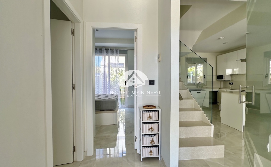 Herverkoop - Villa - Orihuela Costa - Lomas De Cabo Roig