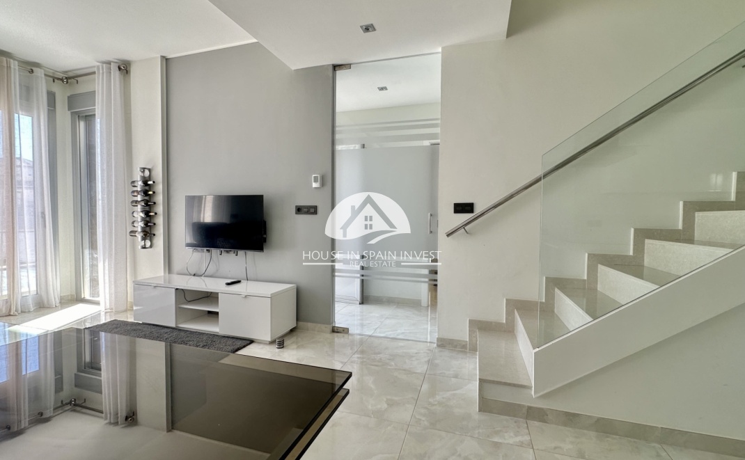 Herverkoop - Villa - Orihuela Costa - Lomas De Cabo Roig