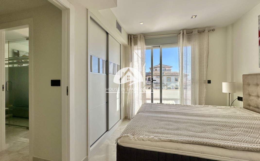 Herverkoop - Villa - Orihuela Costa - Lomas De Cabo Roig