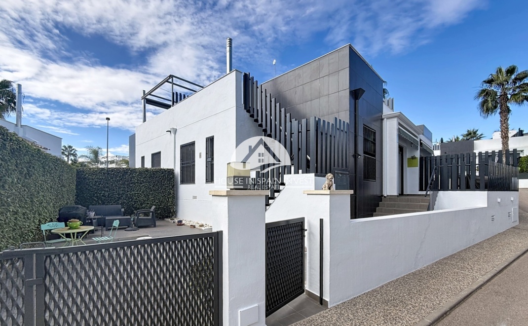 Herverkoop - Villa - Orihuela Costa - Villamartín