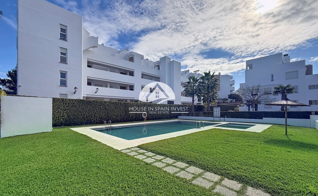 Herverkoop - Villa - Orihuela Costa - Villamartín