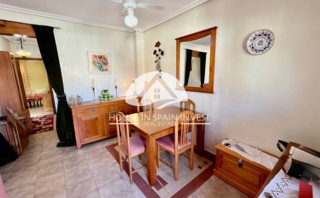 Resale - Villa - Guardamar del Segura - Guardamar - El Raso