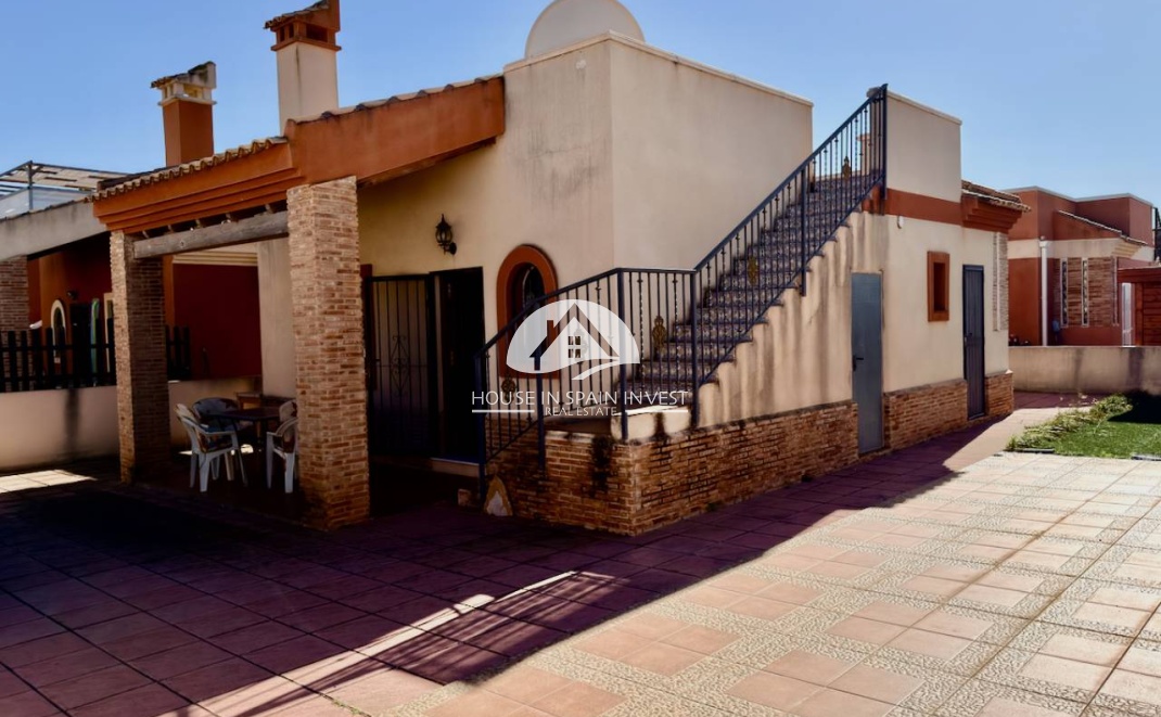 Resale - Villa - Guardamar del Segura - Guardamar - El Raso