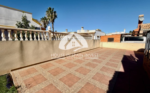 Resale - Villa - Guardamar del Segura - Guardamar - El Raso