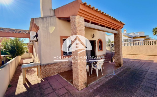 Resale - Villa - Guardamar del Segura - Guardamar - El Raso