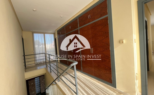 Resale - Villa - Orihuela Costa - Dehesa de campoamor