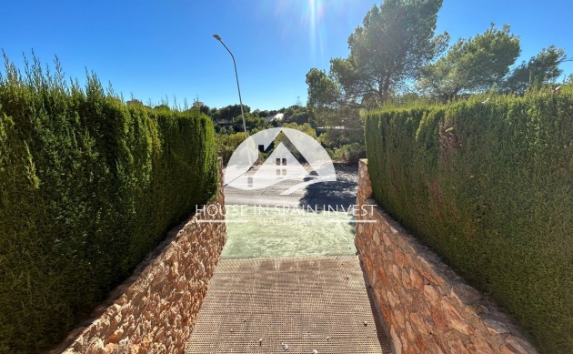 Resale - Villa - Orihuela Costa - Dehesa de campoamor