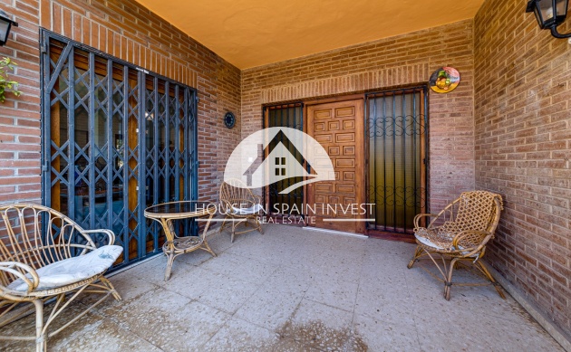Resale - Villa - Torrevieja - La Mata