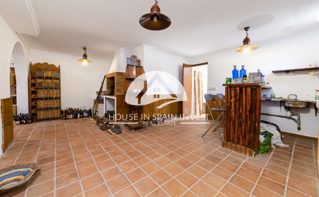 Resale - Villa - Torrevieja - La Mata