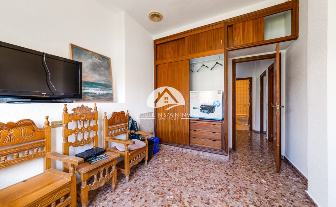 Resale - Villa - Torrevieja - La Mata