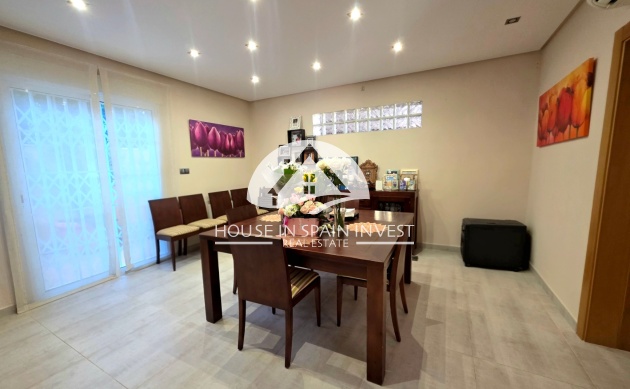 Herverkoop - Villa - Torrevieja - Cabo Cervera