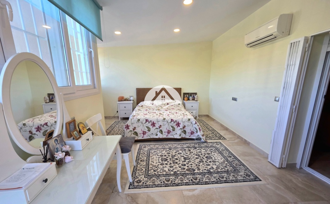 Herverkoop - Villa - Torrevieja - Cabo Cervera