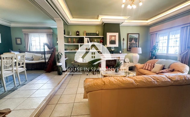 Herverkoop - Villa - Torrevieja - La Mata