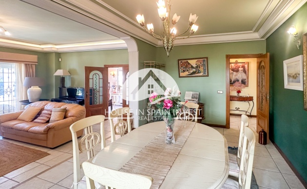 Herverkoop - Villa - Torrevieja - La Mata