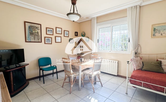 Herverkoop - Villa - Torrevieja - La Mata