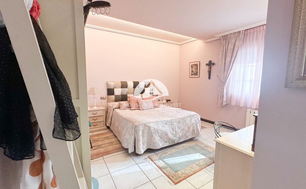 Herverkoop - Villa - Torrevieja - La Mata