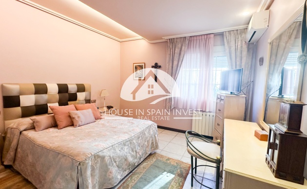 Herverkoop - Villa - Torrevieja - La Mata