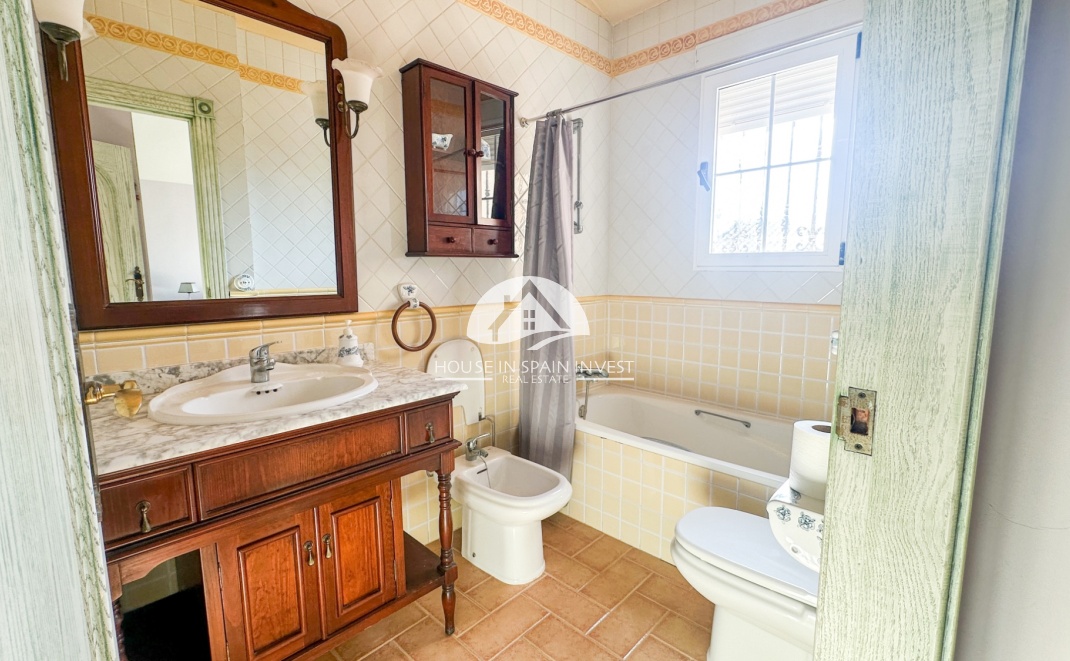 Herverkoop - Villa - Torrevieja - La Mata