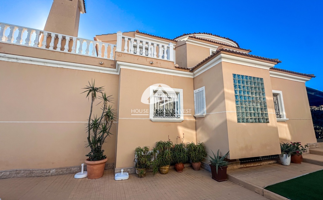 Herverkoop - Villa - Torrevieja - La Mata