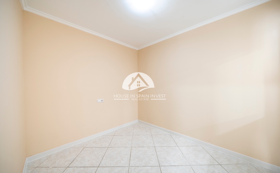 Resale - Townhouse - Torrevieja - La Siesta - El Chaparral - San Luis