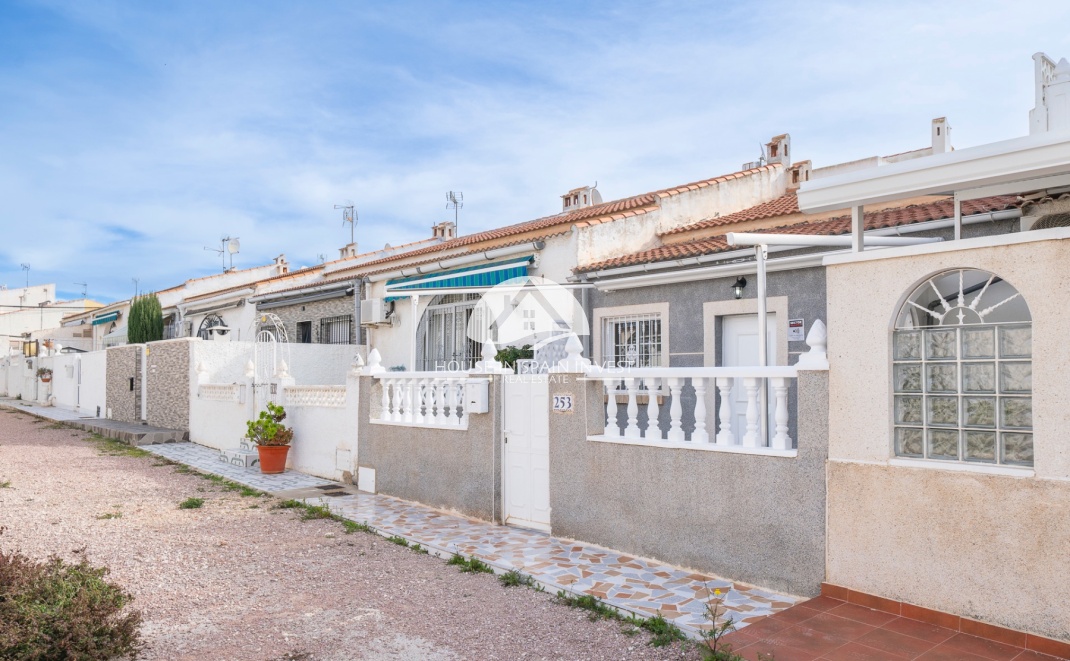 Resale - Townhouse - Torrevieja - La Siesta - El Chaparral - San Luis