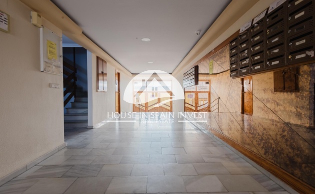 Reventa - Apartamento - Torrevieja - El Acequión - Los Náufragos