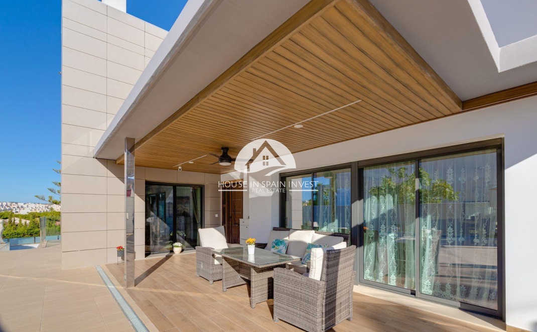 Herverkoop - Villa - Torrevieja - Los Balcones  