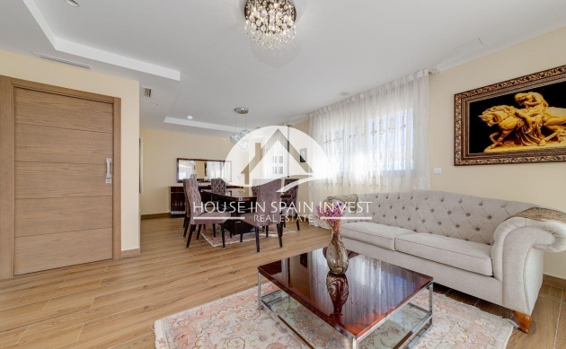 Herverkoop - Villa - Torrevieja - Los Balcones  