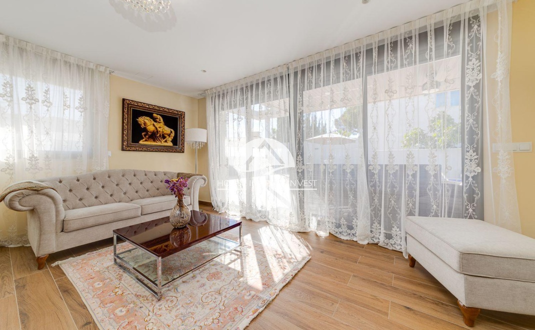 Herverkoop - Villa - Torrevieja - Los Balcones  