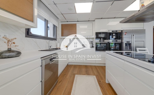 Herverkoop - Villa - Torrevieja - Los Balcones  