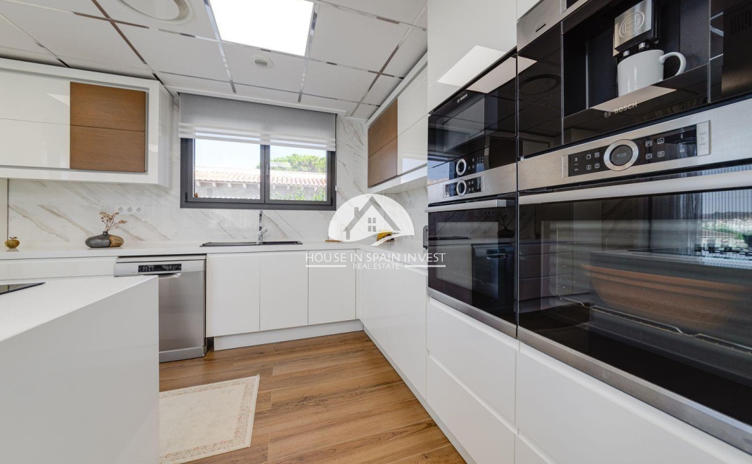 Herverkoop - Villa - Torrevieja - Los Balcones  