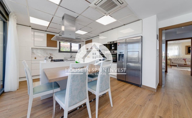 Herverkoop - Villa - Torrevieja - Los Balcones  