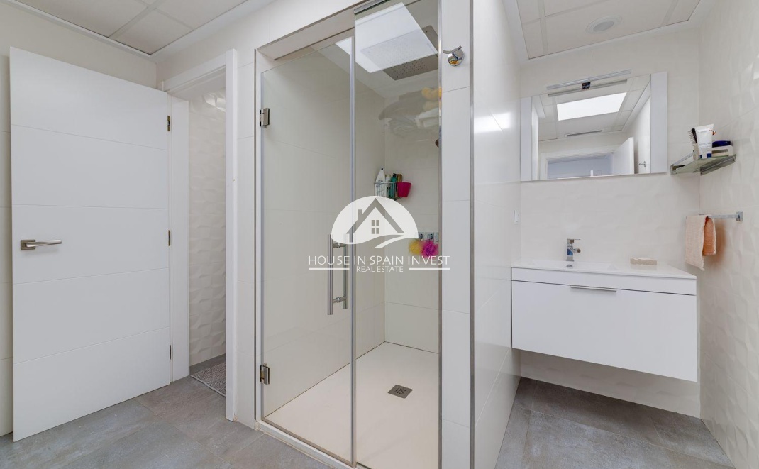 Herverkoop - Villa - Torrevieja - Los Balcones  