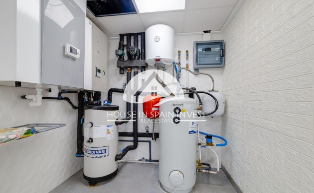 Herverkoop - Villa - Torrevieja - Los Balcones  