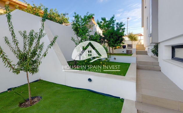 Herverkoop - Villa - Torrevieja - Los Balcones  