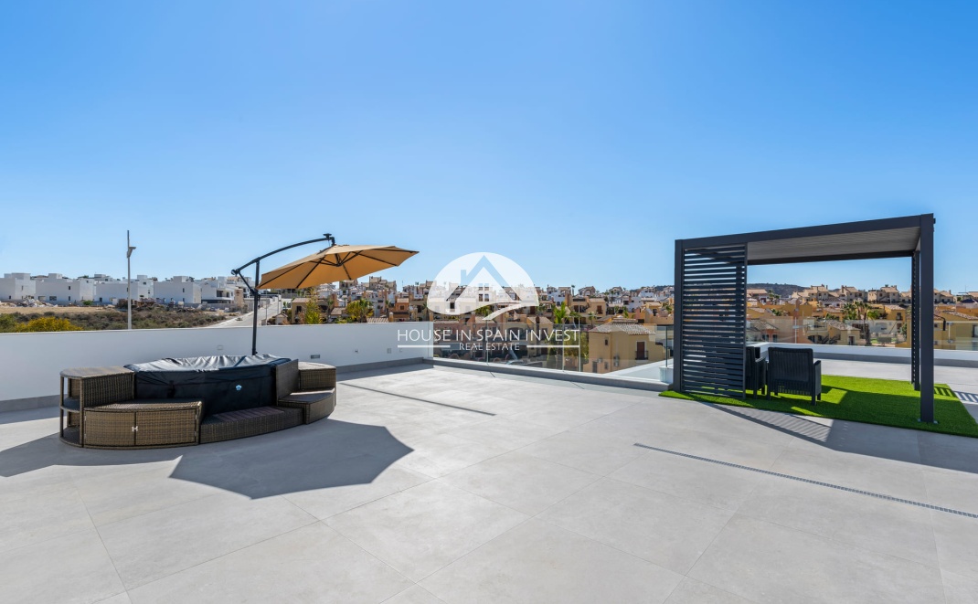 Obra nueva - Chalet - La Finca Golf