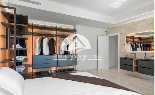 Obra nueva - Chalet - La Finca Golf