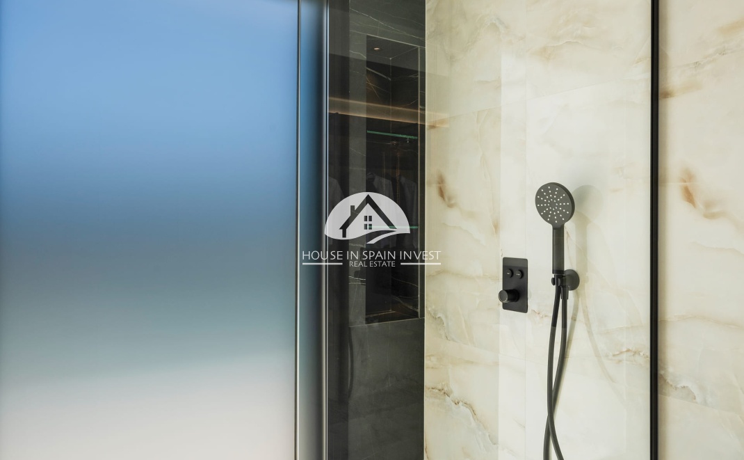 Obra nueva - Chalet - La Finca Golf