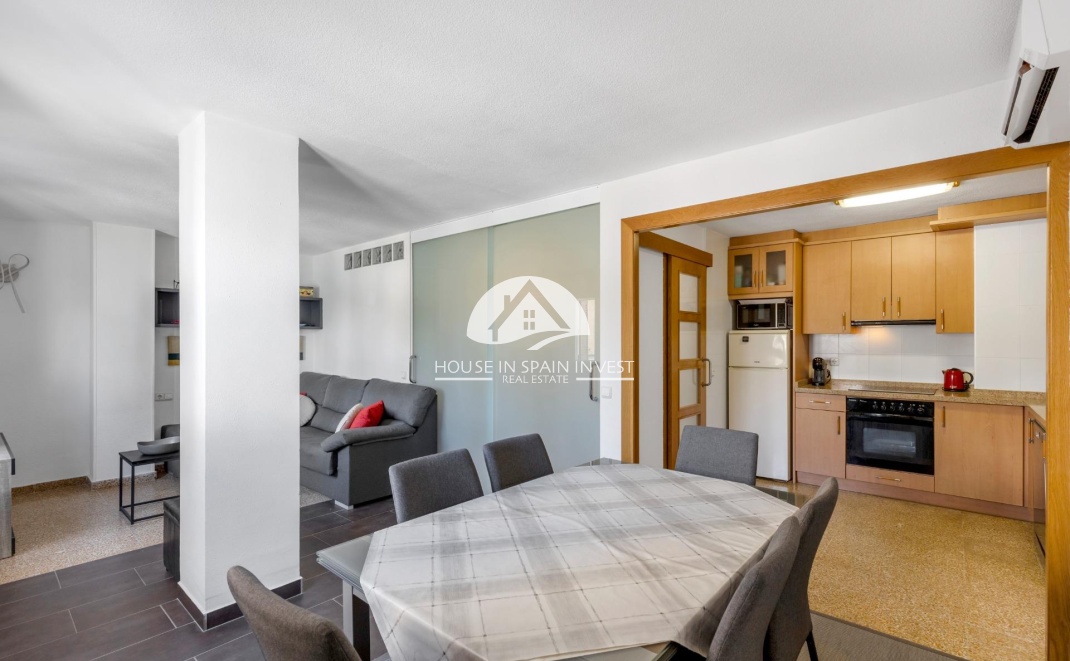 Resale - Apartment  - Torrevieja - Playa del Cura