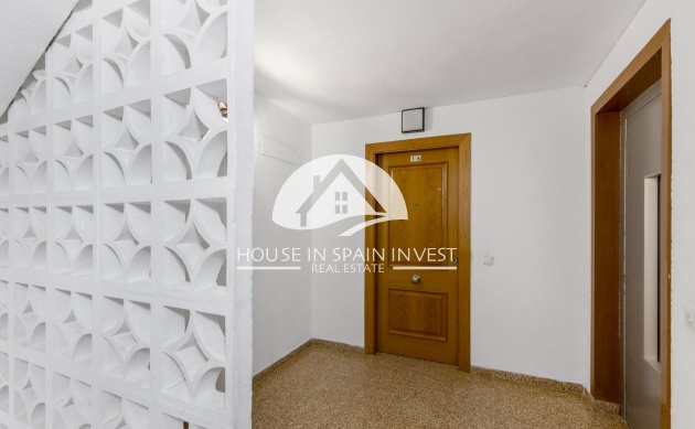 Resale - Apartment  - Torrevieja - Playa del Cura