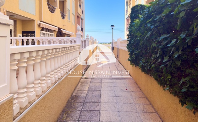 Herverkoop - Gelijkvloerse bungalow - Torrevieja - La Mata